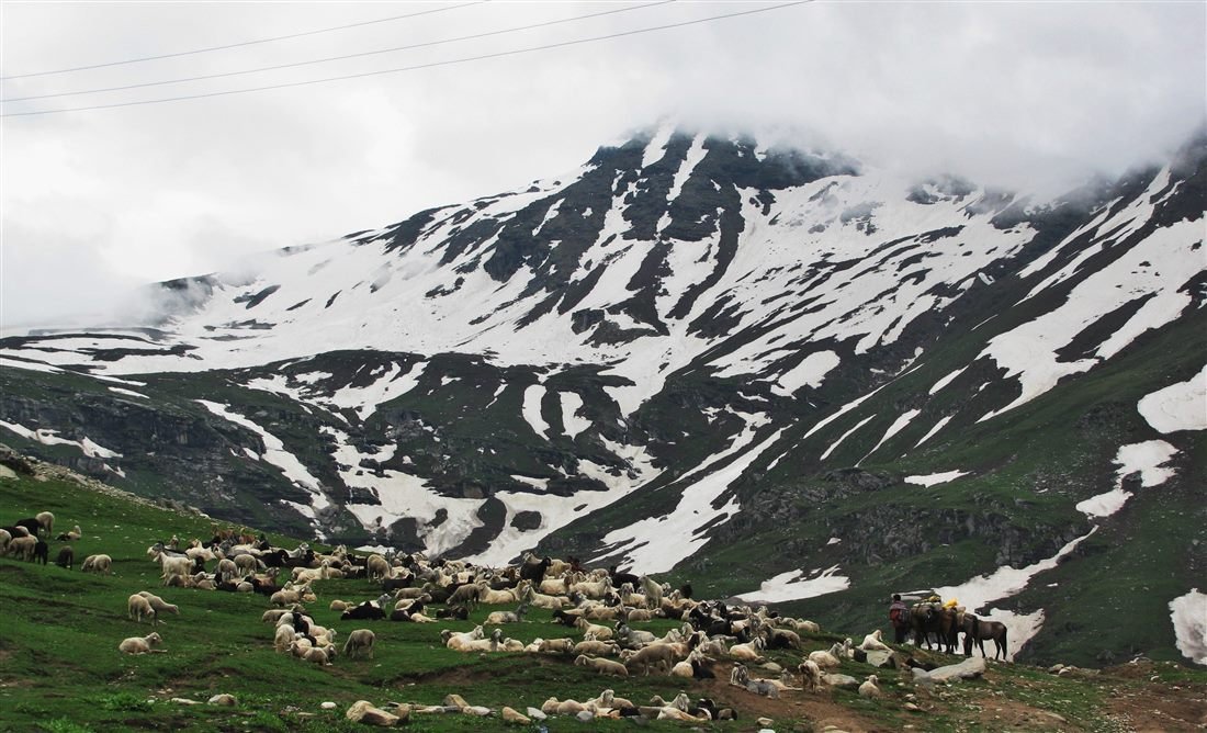 Snow-covered mountains near Rohtang Pass, Manali